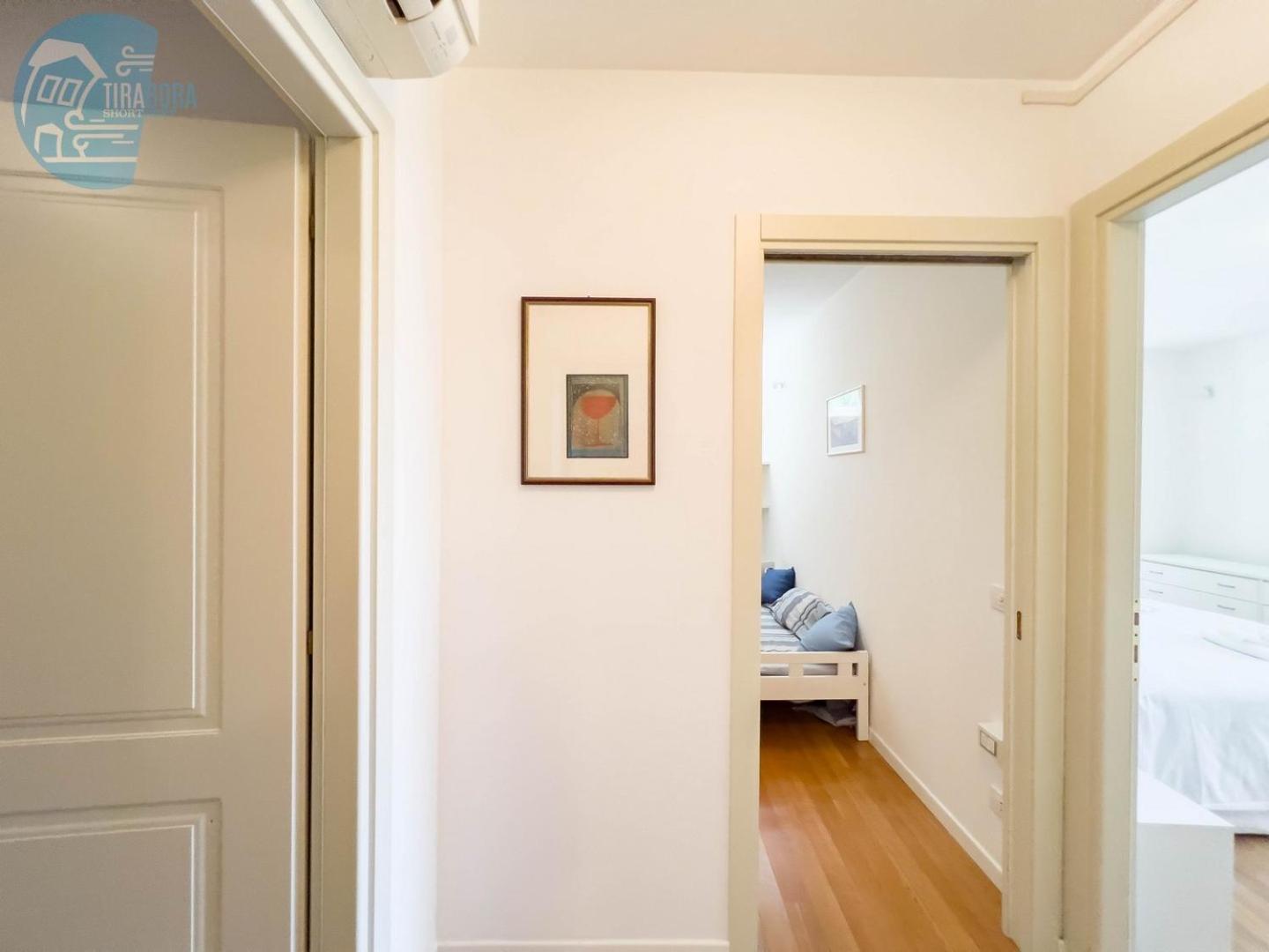 Cattedrale 5 Tirabora Short Rent Apartment Trieste Bagian luar foto