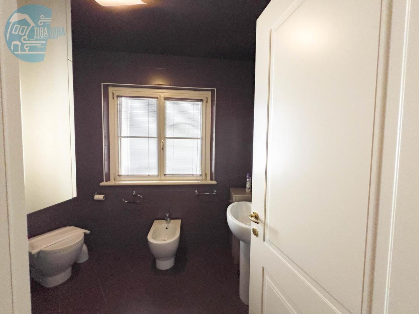 Cattedrale 5 Tirabora Short Rent Apartment Trieste Bagian luar foto