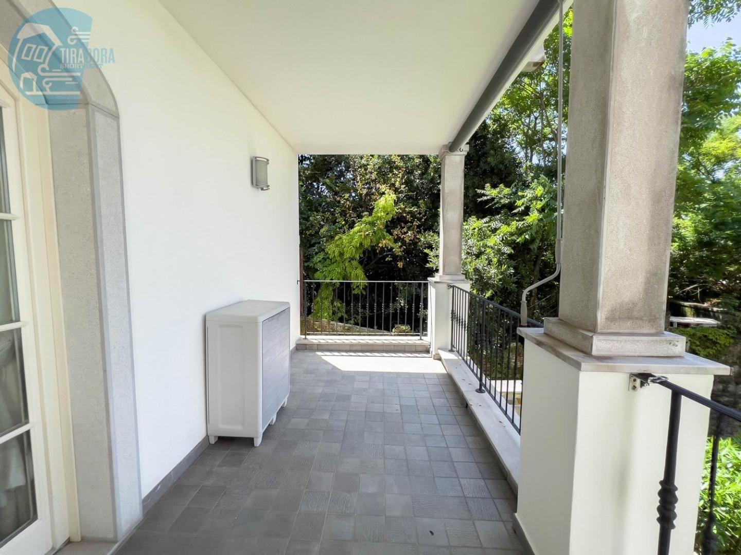Cattedrale 5 Tirabora Short Rent Apartment Trieste Bagian luar foto